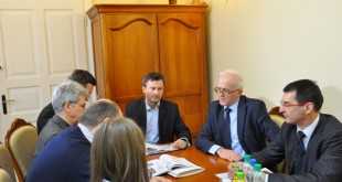 Konferencja nt. kopalni. Drugi z prawej prezes PD Co Janusz Jakimowiczwww